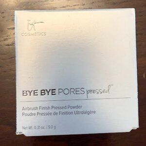 IT Cosmetics Bye Bye Pores Pressed Finishing Powder - Translucent